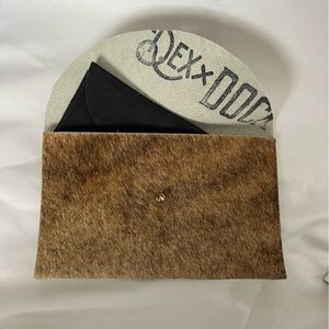 Genuine fur clutch with insert